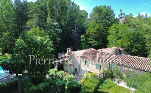 Estate in Reillanne, Provence-Alpes-Côte d'Azur, France 1