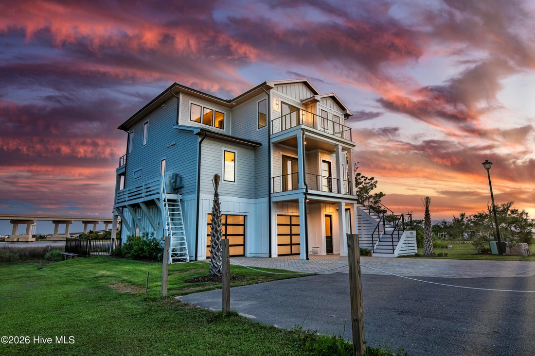 House in Surf City, North Carolina, United States 4 - 17396648