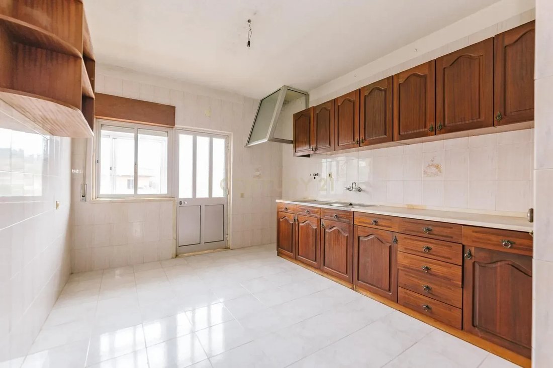 Villa in Loures, Lisbon, Portugal 3 - 14821315