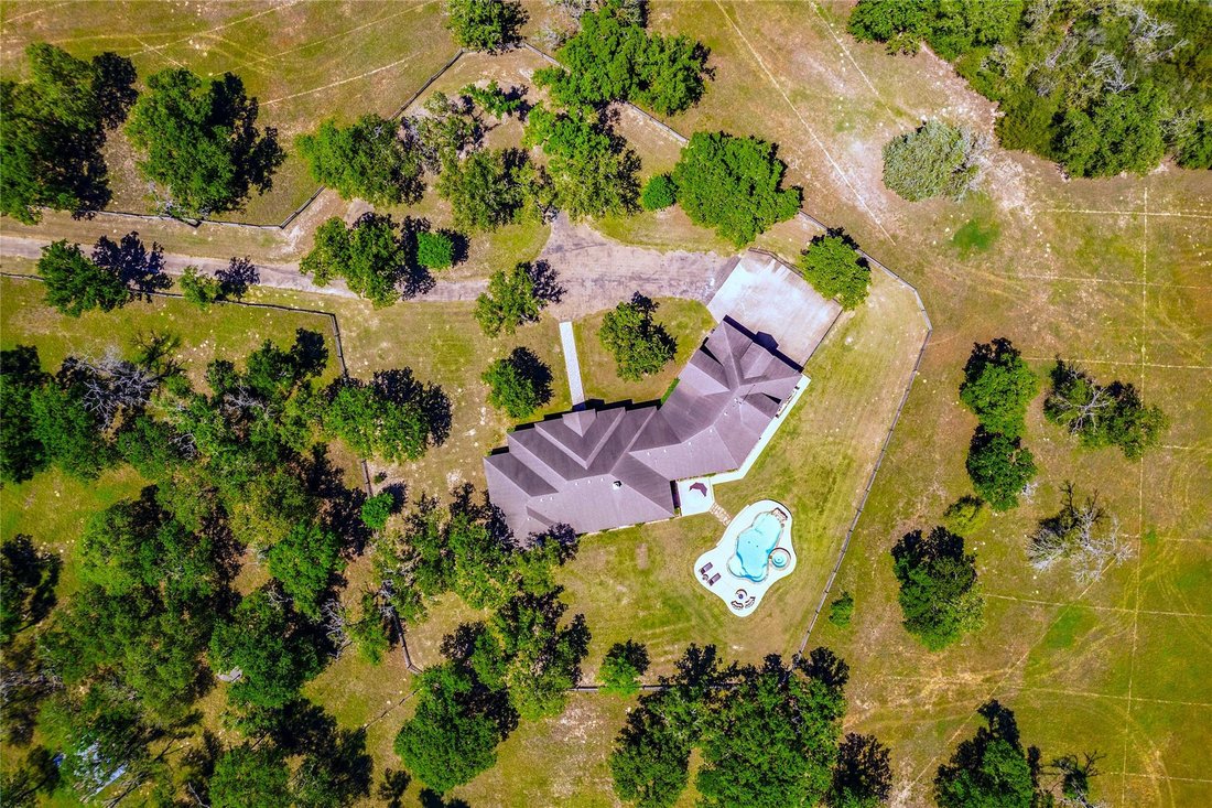 House in Thrall, Texas, United States 5 - 18075075