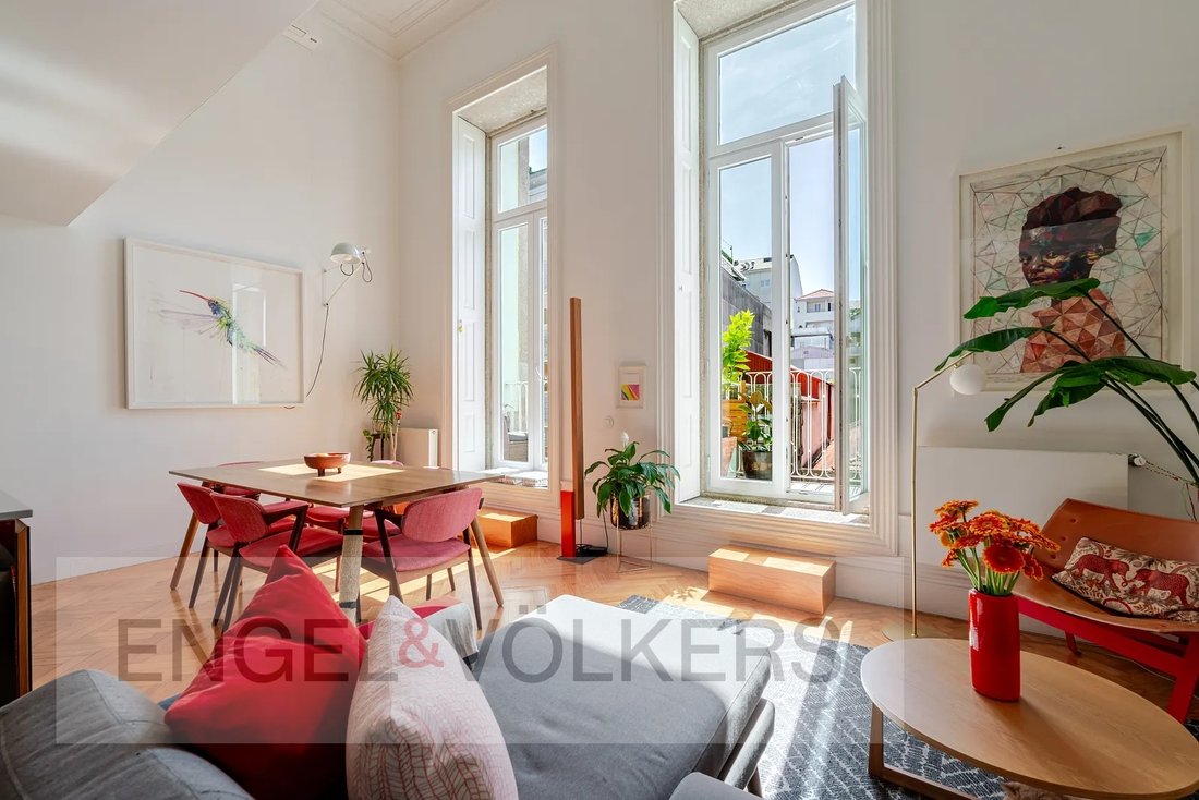 Apartment in Cedofeita, Santo Ildefonso, Se, Miragaia, Sao Nicolau e Vitoria, Porto District, Portugal 1 - 18076805