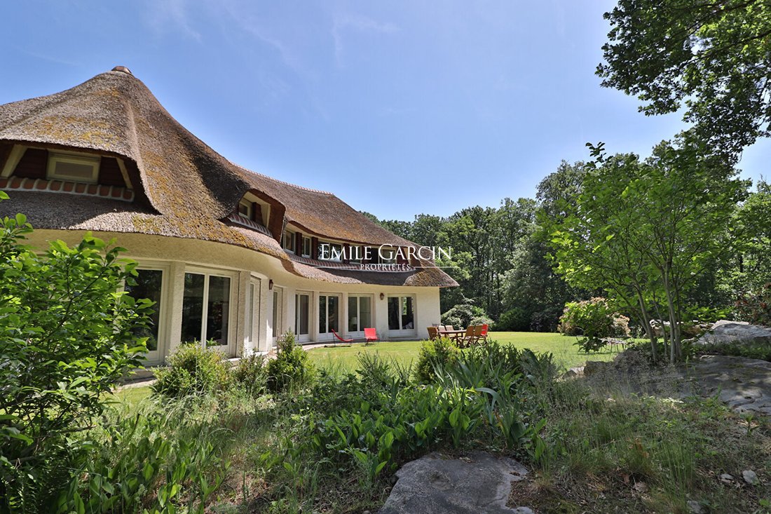 Villa in Montfort-l'Amaury, Ile-de-France, France 1 - 17719300