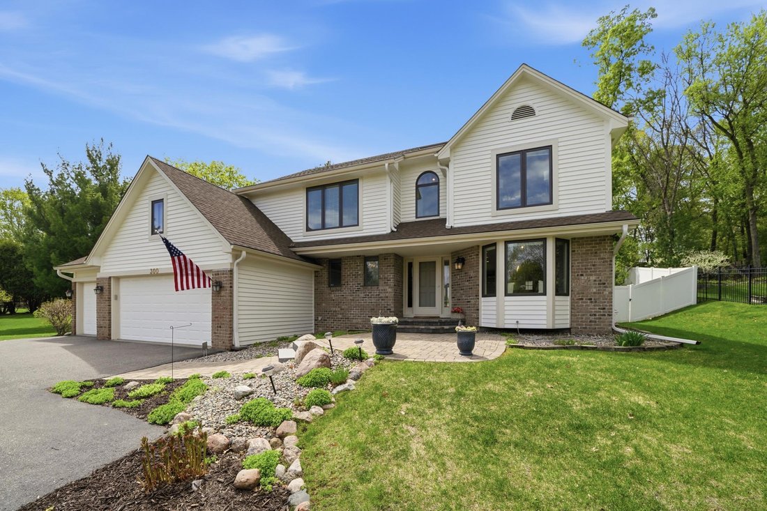 House in Chanhassen, Minnesota, United States 3 - 18079570