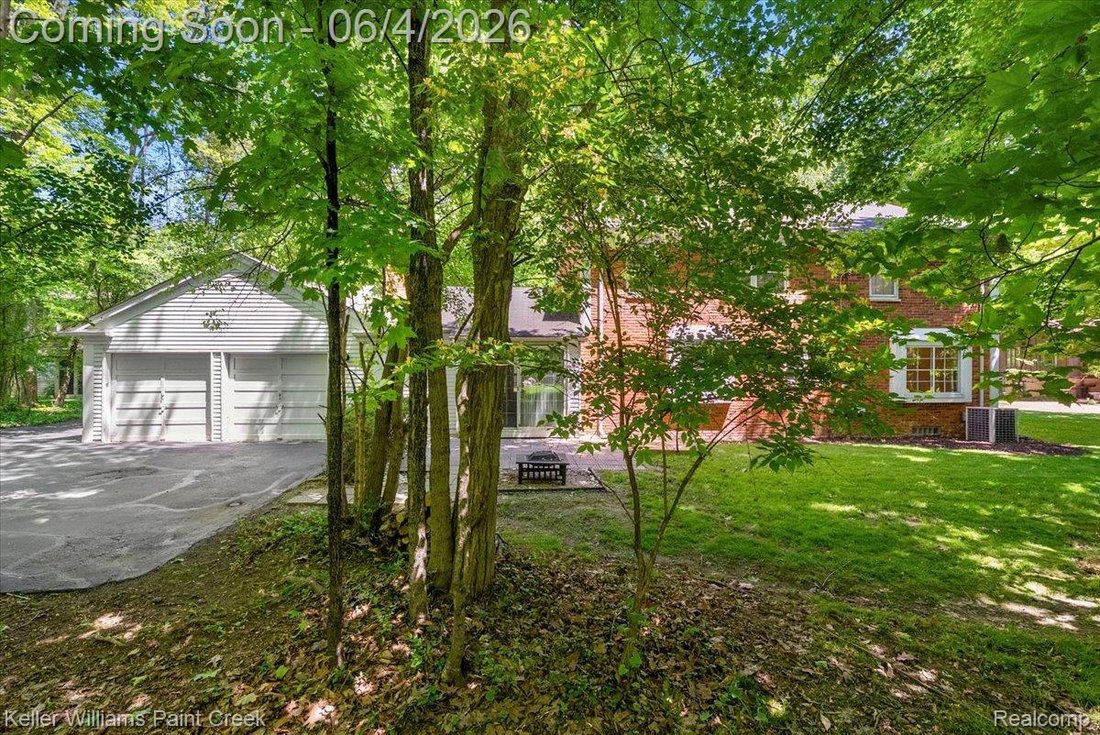 House in Beverly Hills, Michigan, United States 5 - 18079638