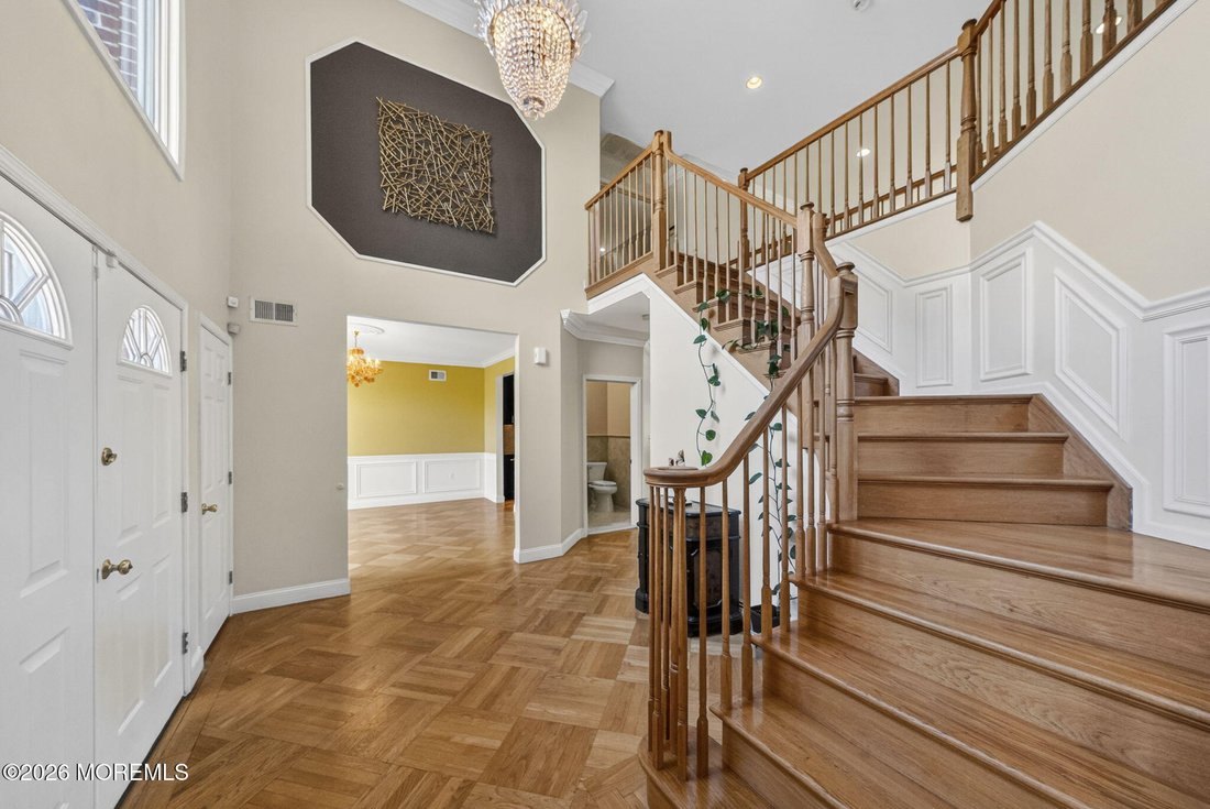 House in Marlboro Township, New Jersey, United States 5 - 18079573