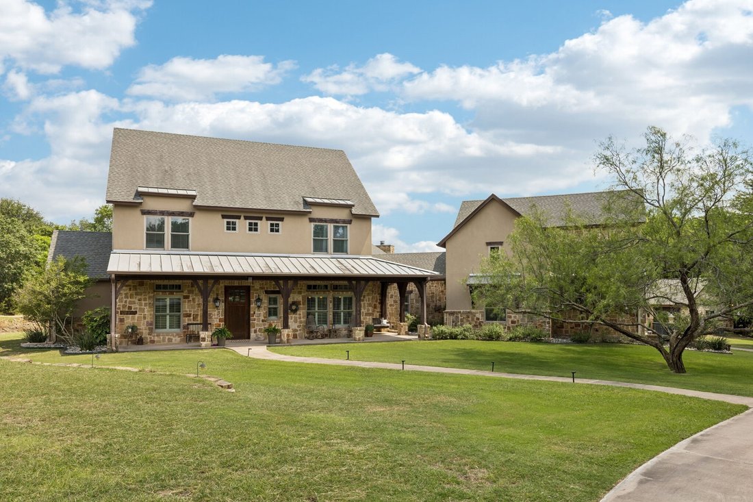 House in Azle, Texas, United States 3 - 18079578