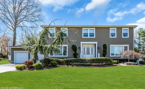 House in Marlboro Township, New Jersey, United States 1