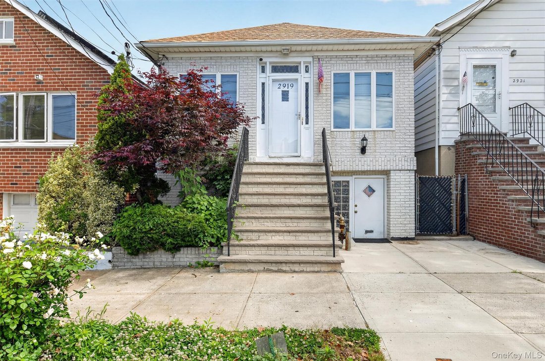 House in New York, New York, United States 5 - 18079597