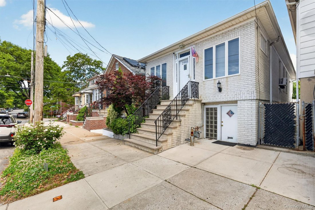 House in New York, New York, United States 4 - 18079597