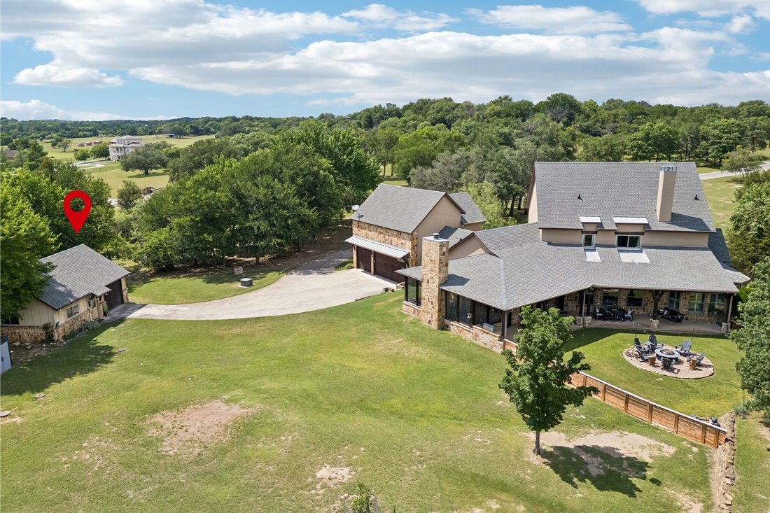 House in Azle, Texas, United States 5 - 18079578