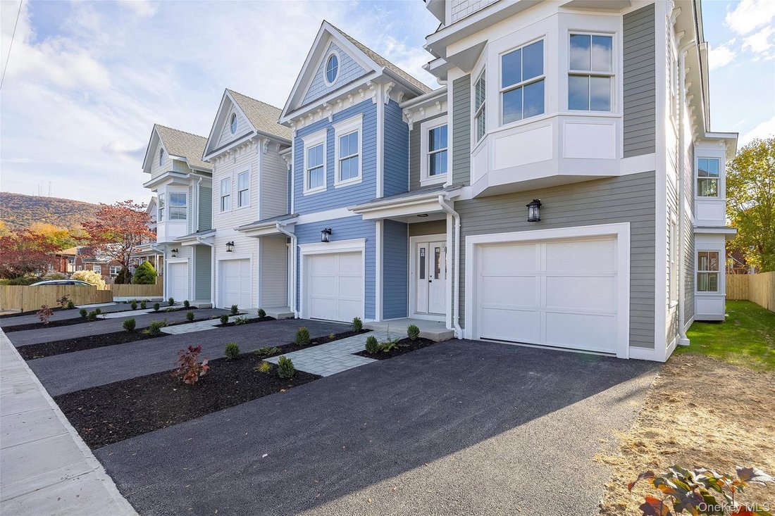 House in Beacon, New York, United States 3 - 15372231