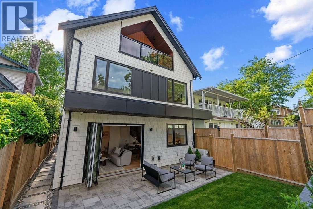 House in Vancouver, British Columbia, Canada 2 - 18079852