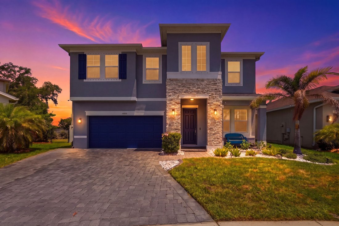 Riverview, Florida, United States 1 - 18079836