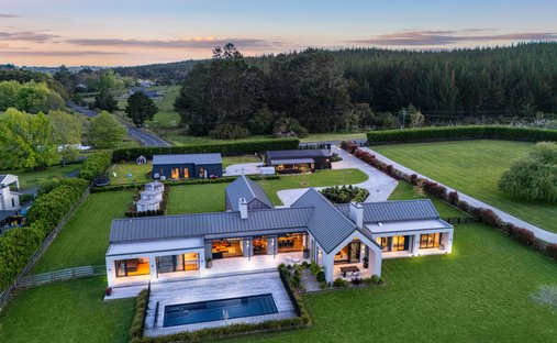 House in Coatesville, Auckland, New Zealand 1