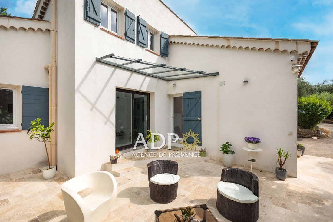 Villa in Grasse, Provence-Alpes-Côte d'Azur, France 5 - 18079847