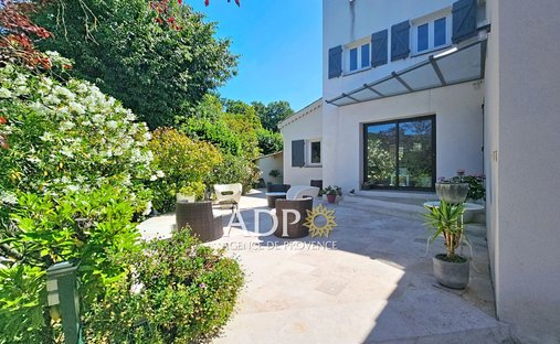 Villa en Grasse, Provenza-Alpes-Costa Azul, Francia 1