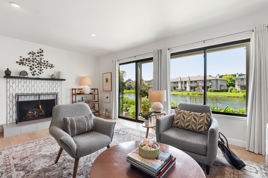 Condo in Carmel-by-the-Sea, California, United States 2 - 18079806