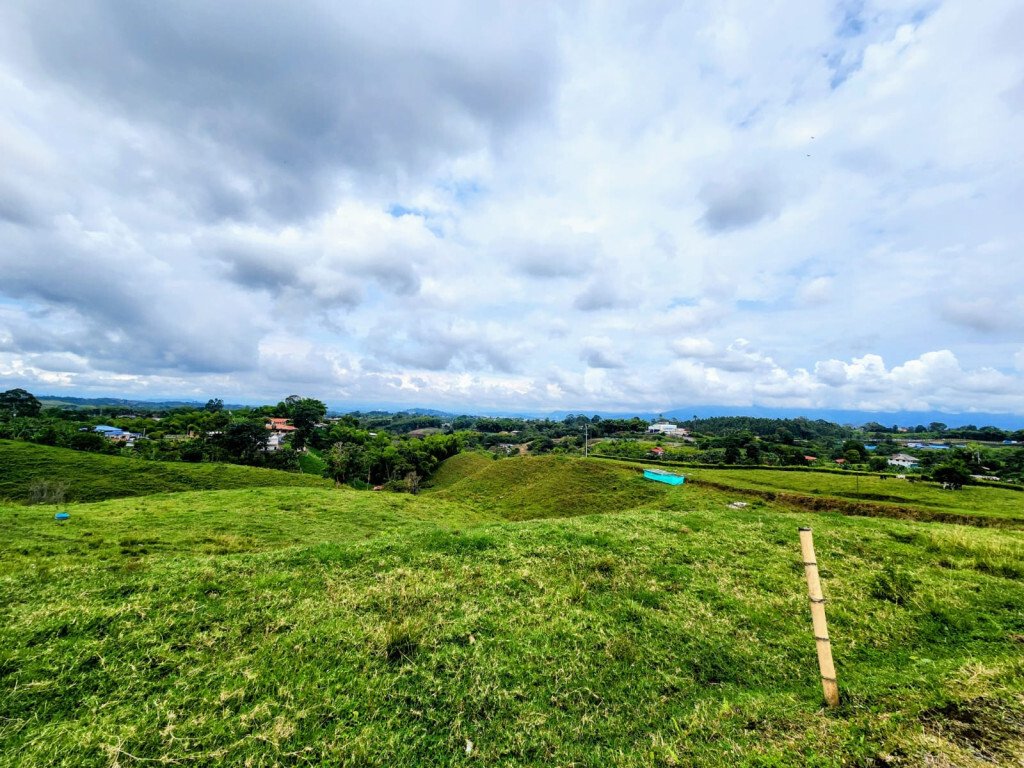 Finca in Pereira, Risaralda, Colombia 1 - 18079910