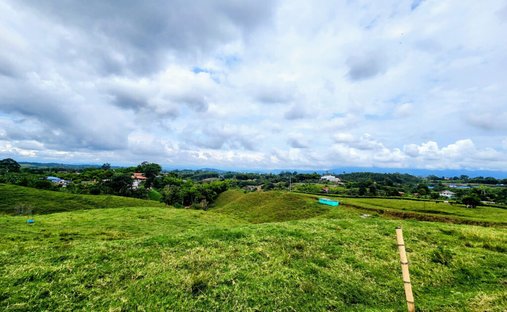 Finca en Pereira, Risaralda, Colombia 1