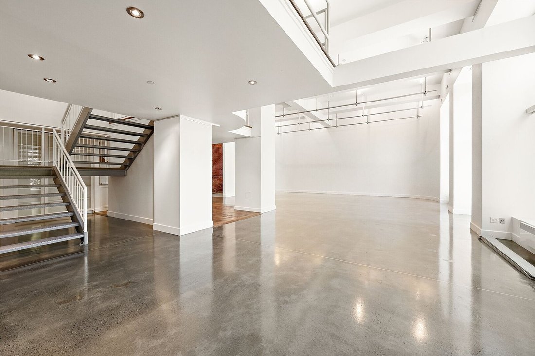 Condo in Montréal, Quebec, Canada 5 - 18079803