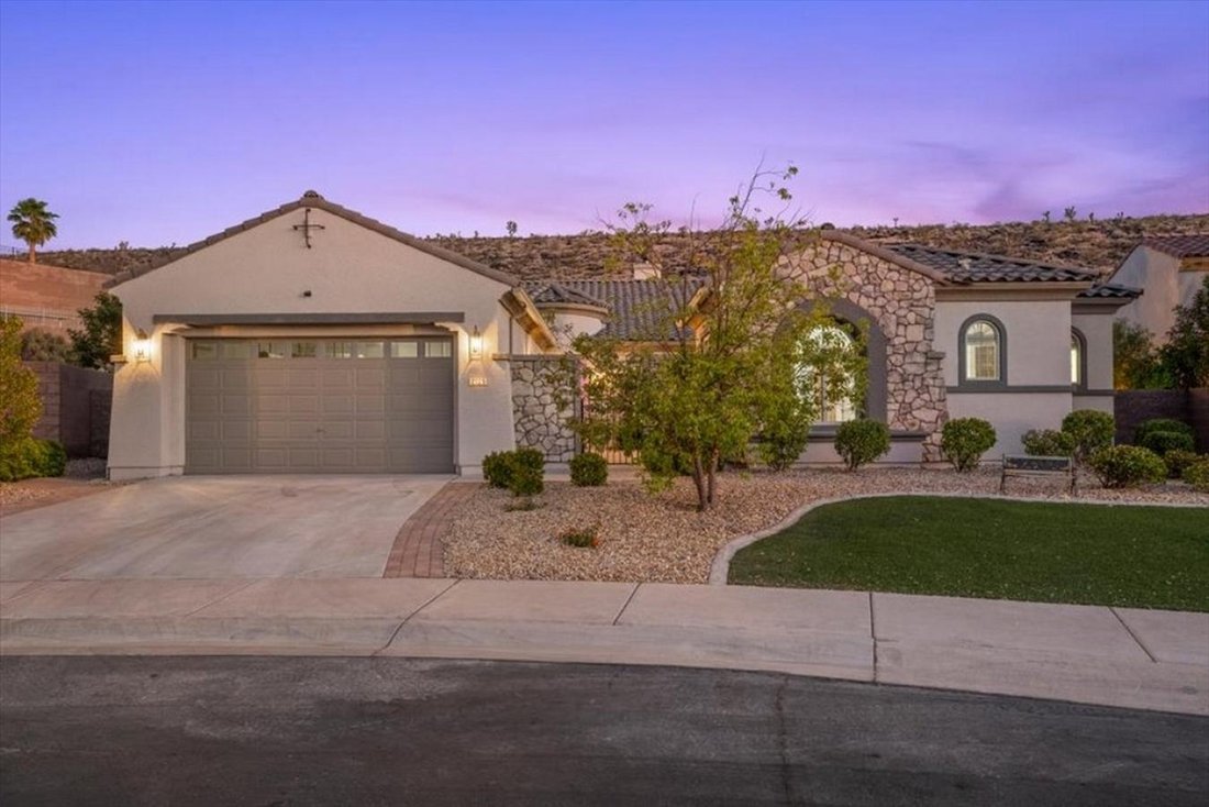 House in Henderson, Nevada, United States 1 - 18079878