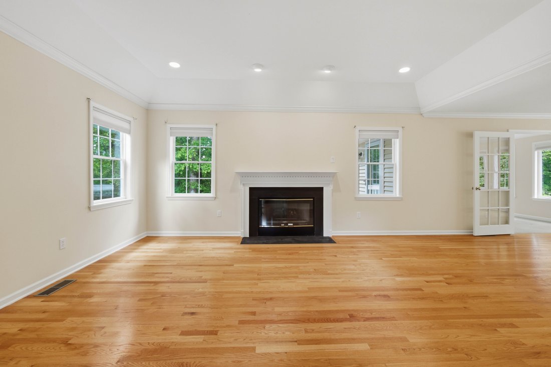 House in Monroe, Connecticut, United States 5 - 18079794