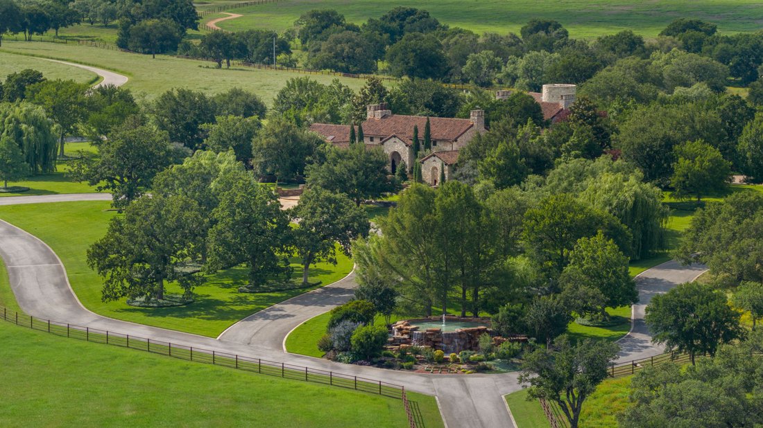 Farm Ranch in Marble Falls, Texas, United States 2 - 18079786