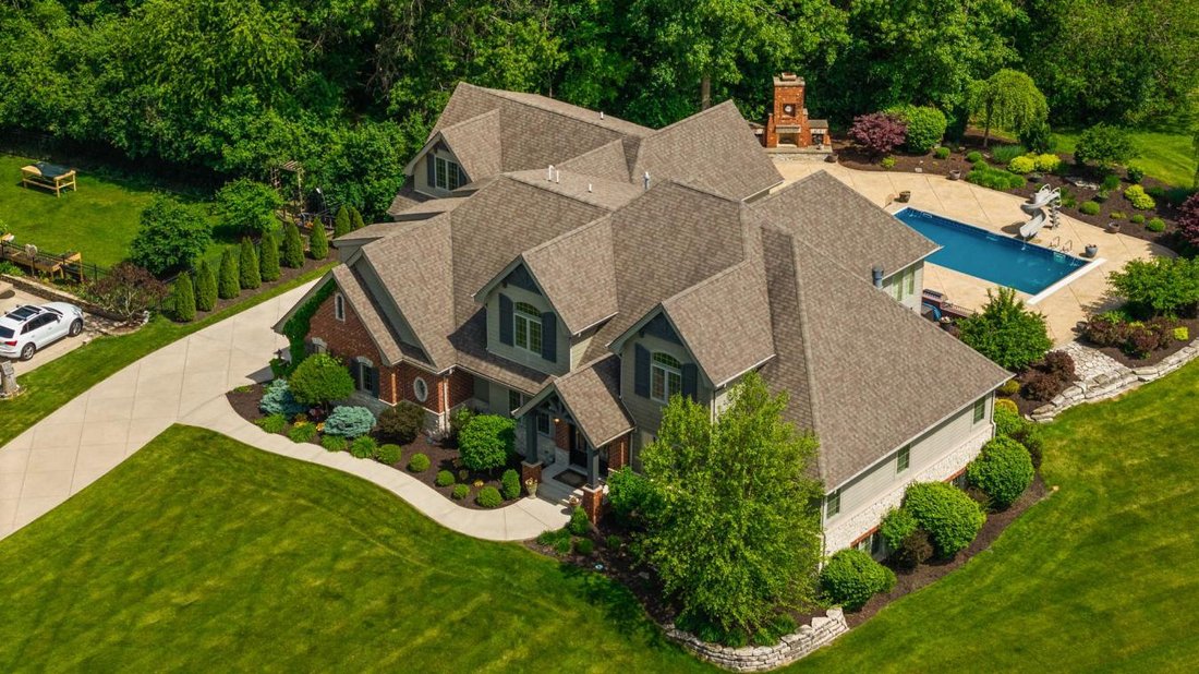 House in Crown Point, Indiana, United States 5 - 18079851