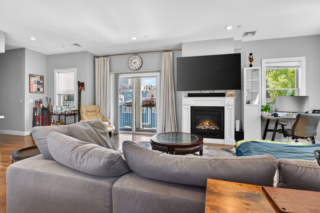 Condo in Boston, Massachusetts, United States 4 - 18079841