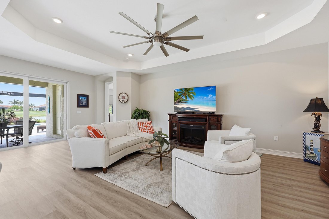House in Naples, Florida, United States 4 - 18079809