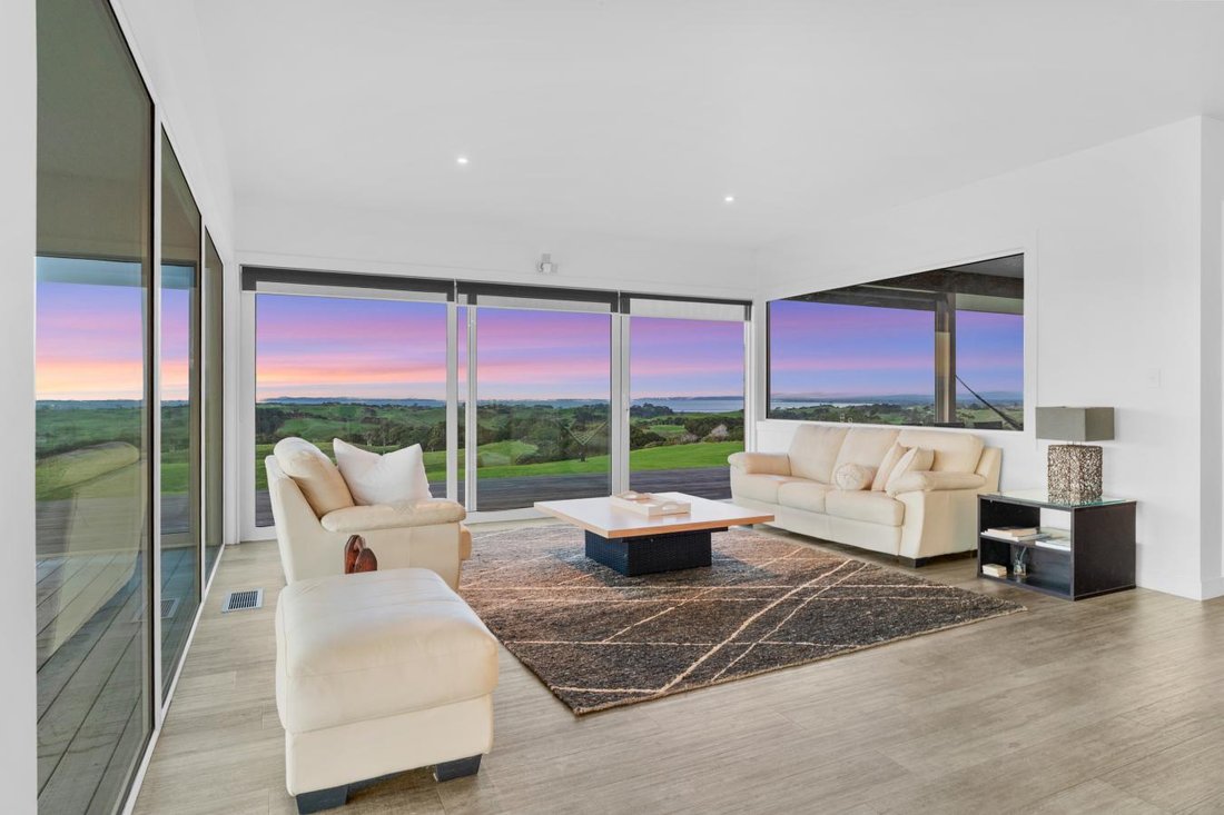 House in Pollok, Auckland, New Zealand 3 - 18079869