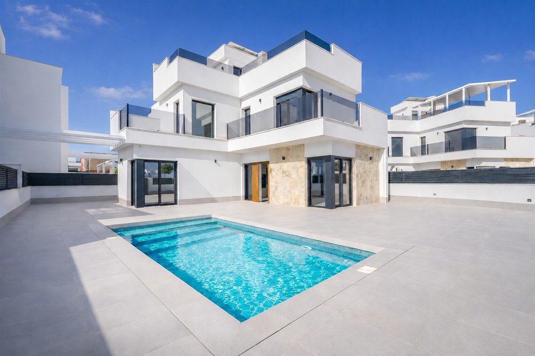 Villa in Torre Pacheco, Región de Murcia, Spain 1 - 18079970