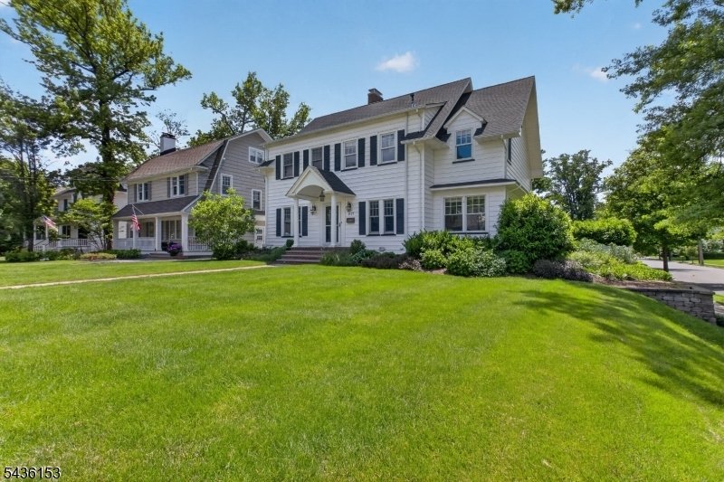 House in Westfield, New Jersey, United States 3 - 18080013