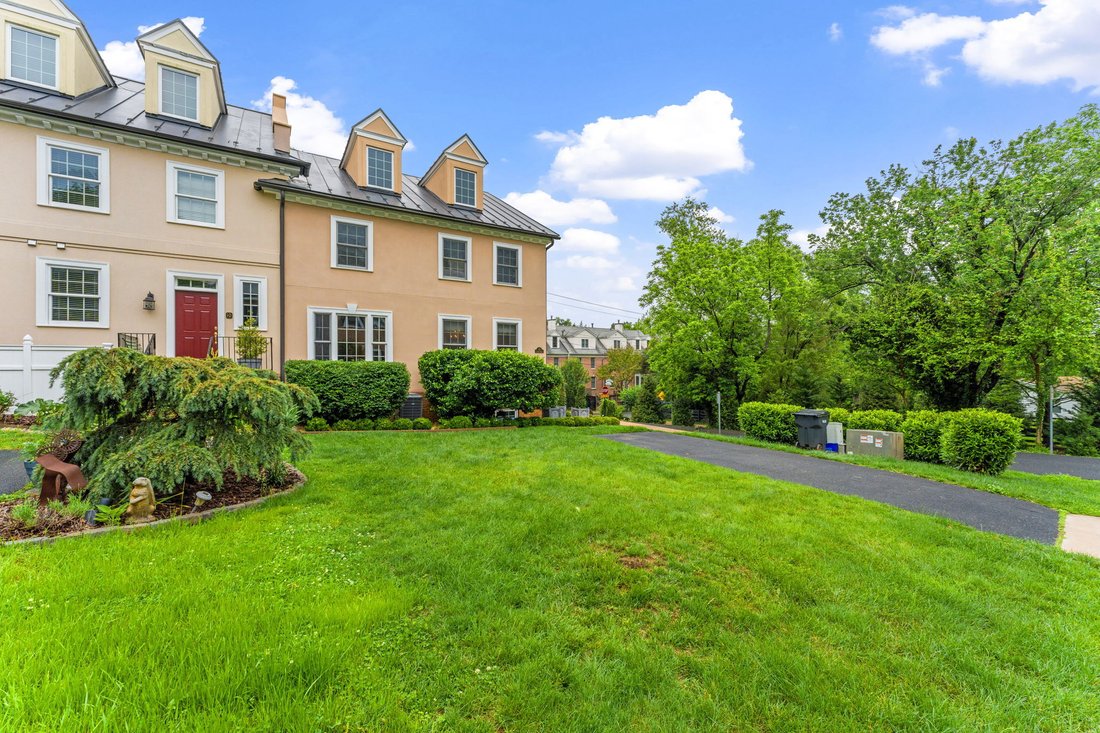 Townhouse in Middleburg, Virginia, United States 2 - 18079893