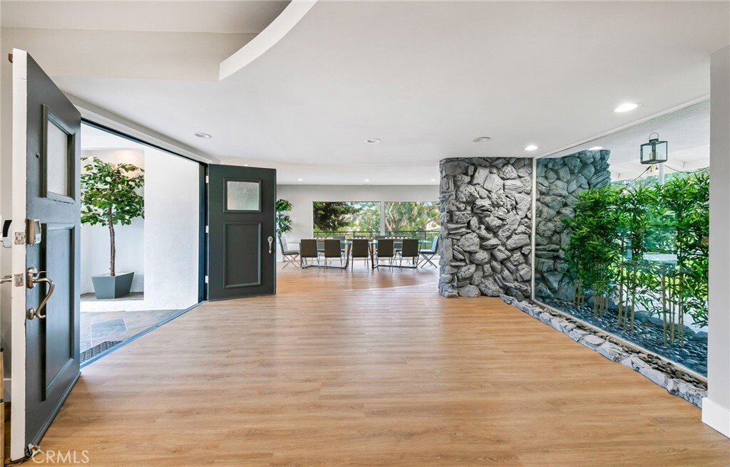 House in Los Angeles, California, United States 3 - 18080165