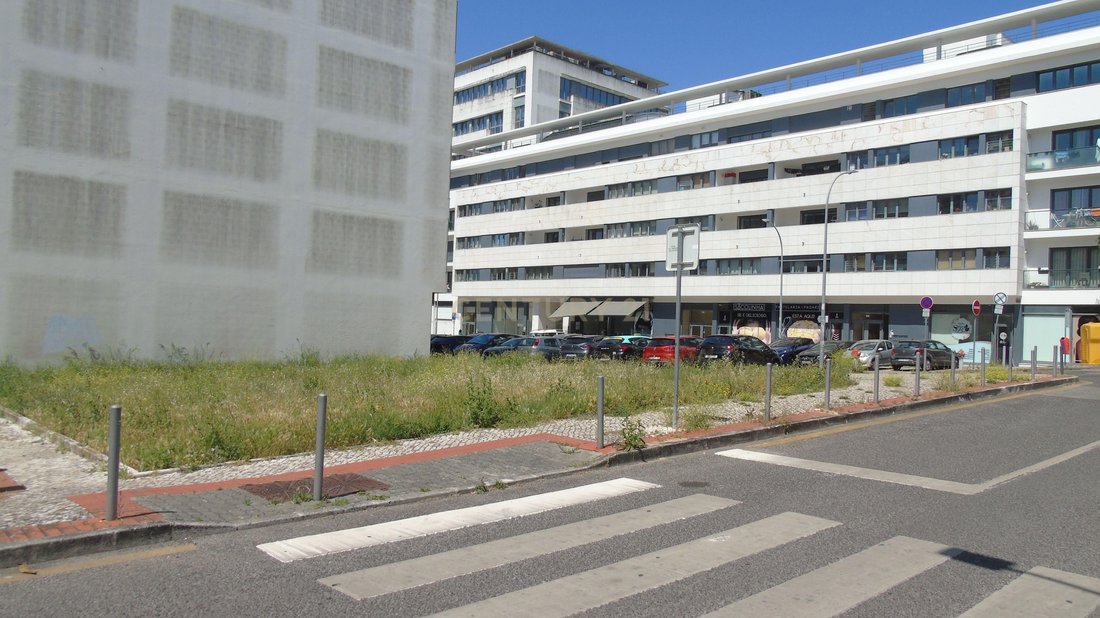 Land in Venteira, Lisbon, Portugal 3 - 18079911