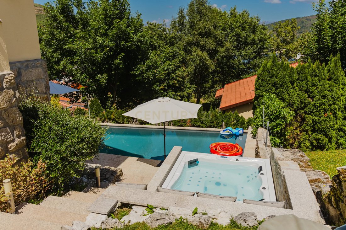 Villa in Venda Nova e Pondras, Vila Real District, Portugal 2 - 16196134