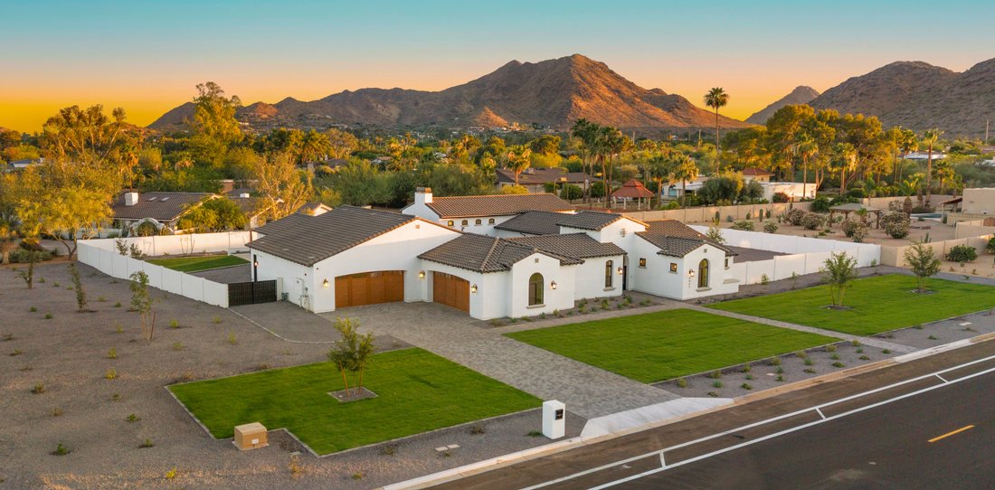 Paradise Valley, Arizona, United States 3 - 18080031