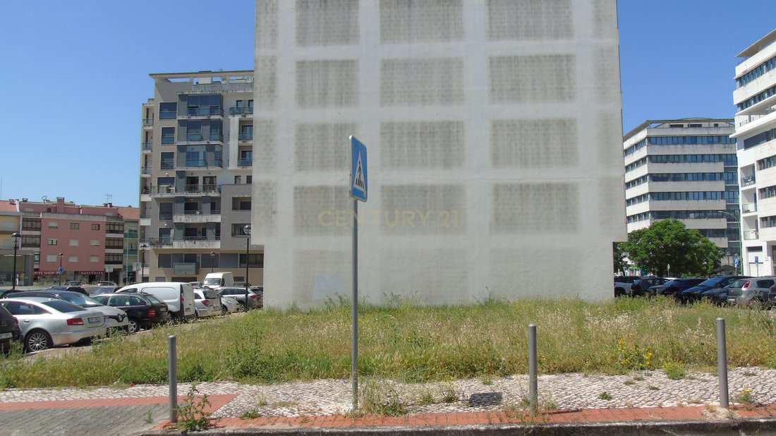 Land in Venteira, Lisbon, Portugal 2 - 18079911