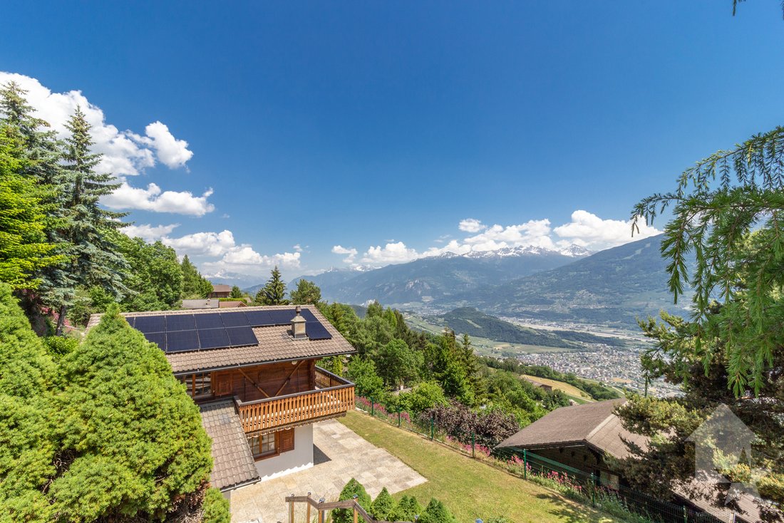 For Sale, Chalet, 1976 Aven, Ref 6037177