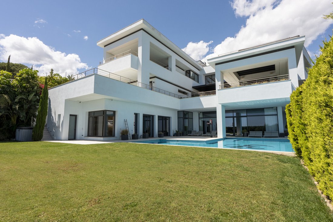 Villa in Benahavis, Andalusia, Spain 4 - 18080034
