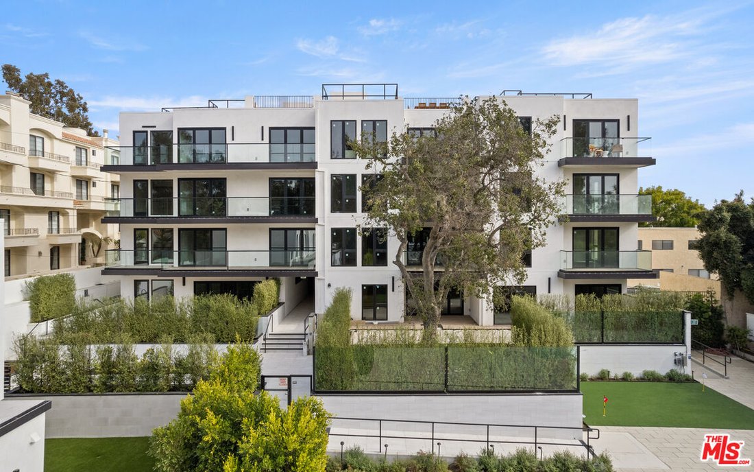 Condo in Los Angeles, California, United States 2 - 18080134