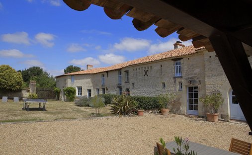 Maison à Vaudelnay, Pays de la Loire, France 1