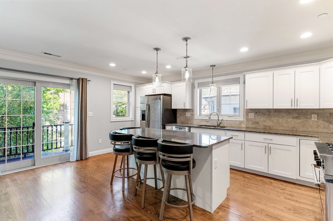 Condo in Boston, Massachusetts, United States 4 - 18079899