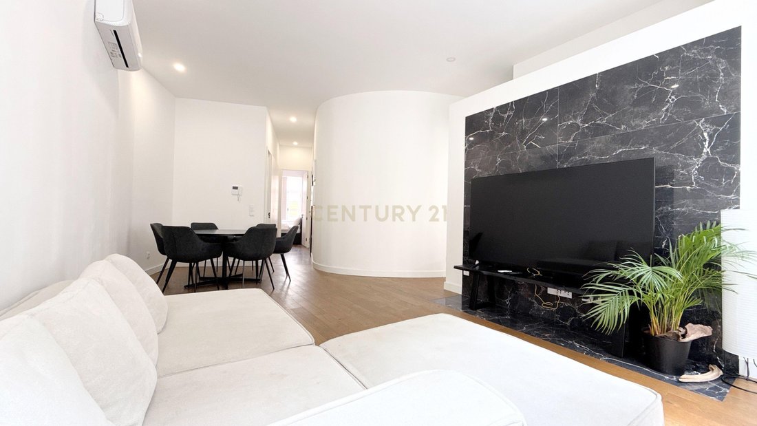 Apartment in Cedofeita, Santo Ildefonso, Se, Miragaia, Sao Nicolau e Vitoria, Porto District, Portugal 2 - 17879982