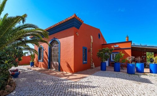 Townhouse in Quelfes, Algarve, Portugal 1