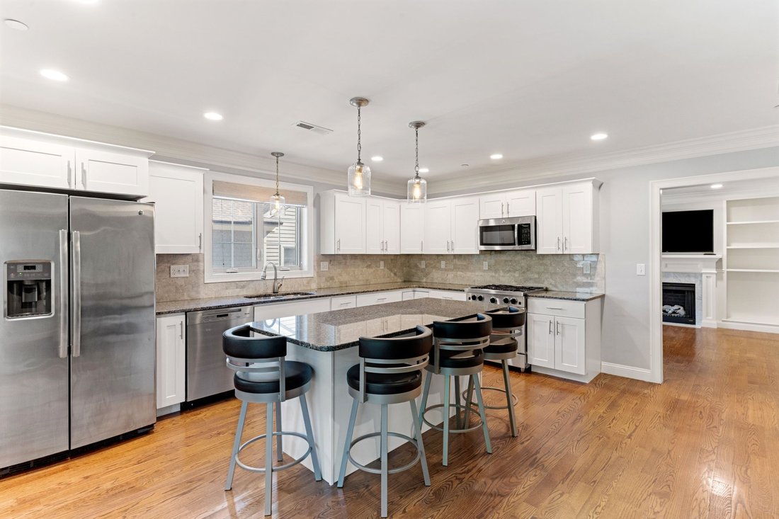 Condo in Boston, Massachusetts, United States 5 - 18079899