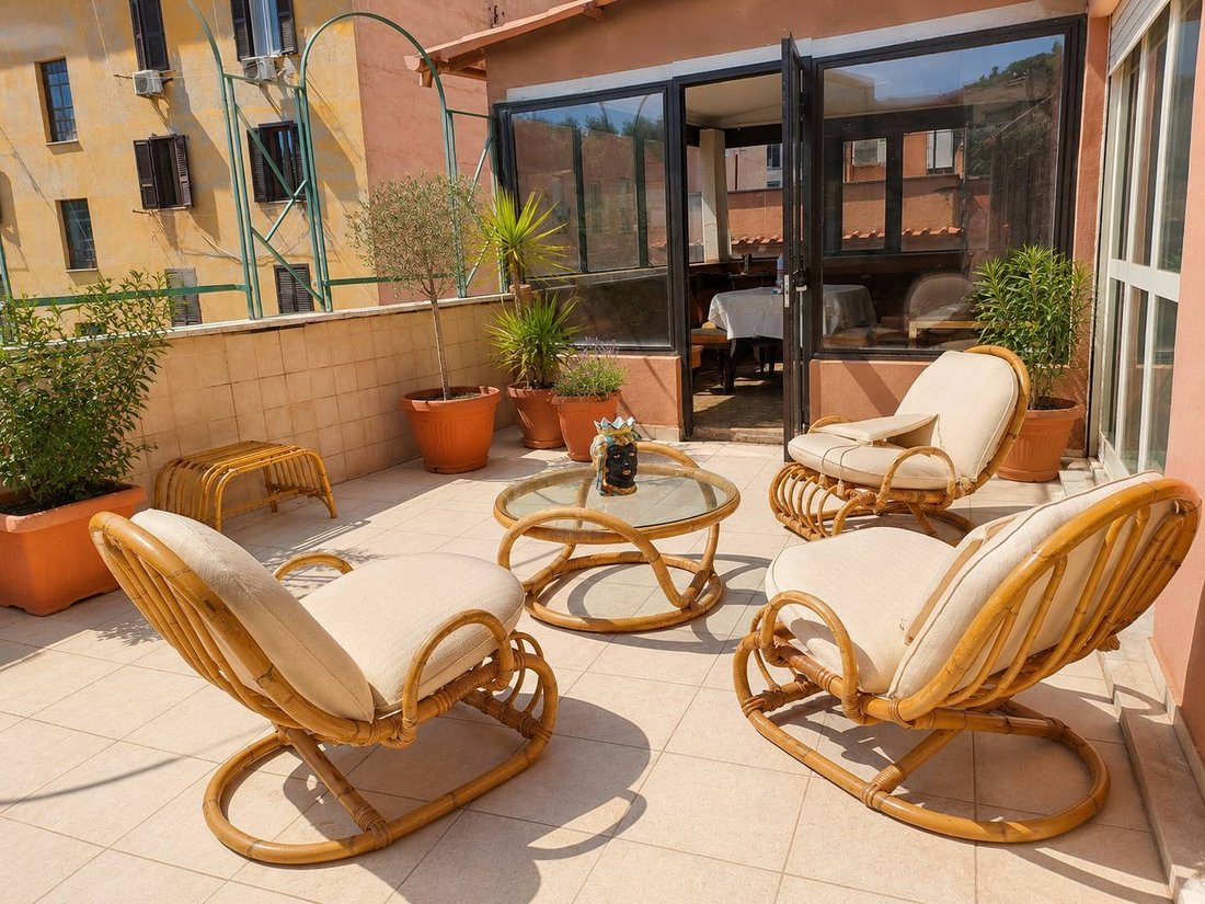 Apartment in Trastevere, Rome, Italy 3 - 18080086