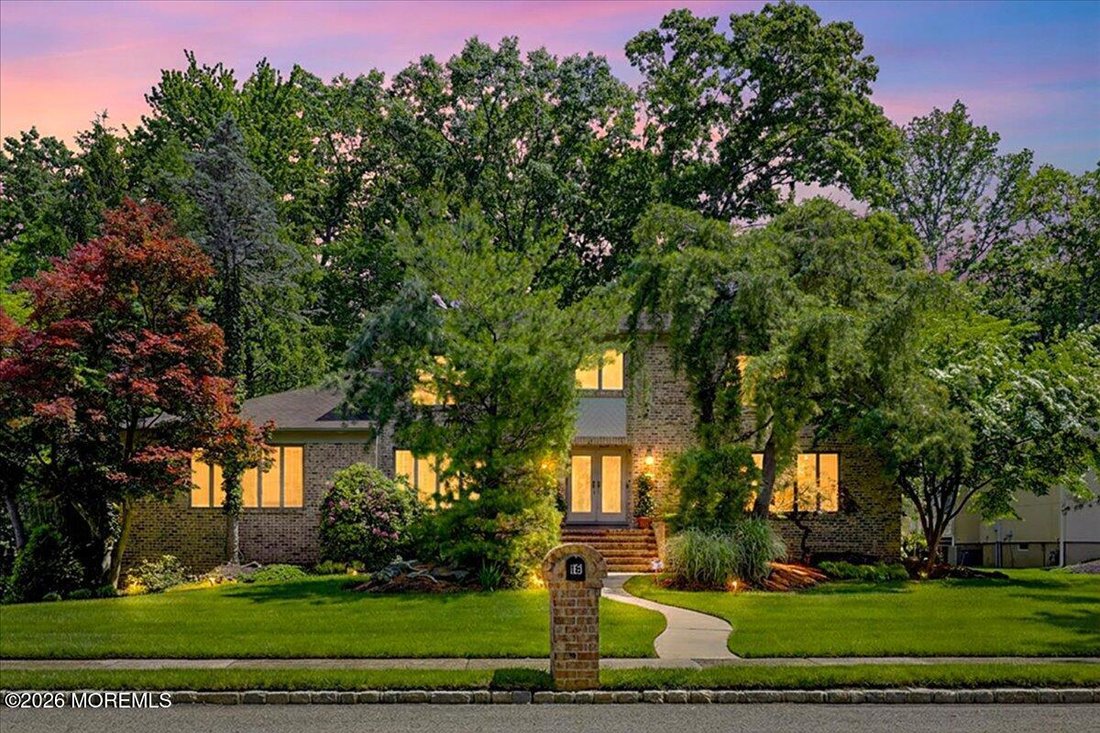 House in Marlboro Township, New Jersey, United States 3 - 18080081
