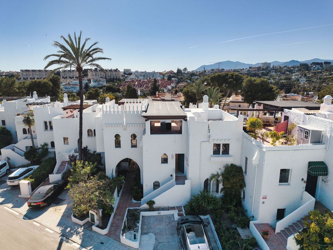 Apartment in Nueva Andalucia, Marbella, Spain 1 - 18080132